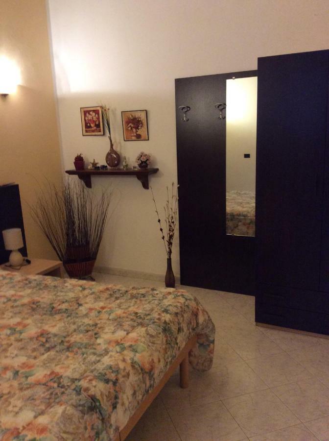 Alloggio Privato Giunic Cagliari Buitenkant foto